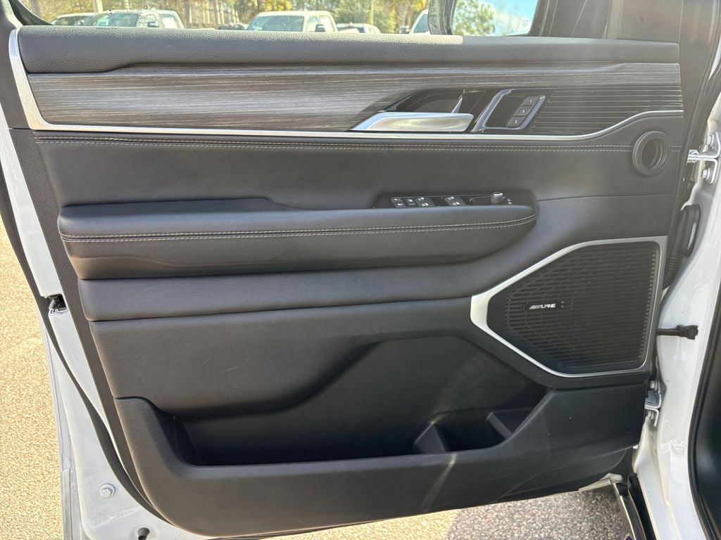 2024 Jeep Wagoneer L Series II 4x4