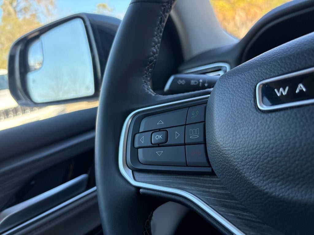 2024 Jeep Wagoneer Series II 4x2