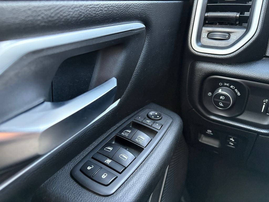 2020 RAM 1500 Big Horn Crew Cab 4x2 5'7' Box