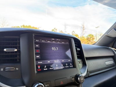 2020 RAM 1500 Big Horn Crew Cab 4x2 5'7' Box