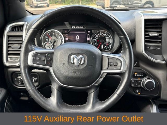 2020 RAM 1500 Big Horn Crew Cab 4x4 5'7' Box