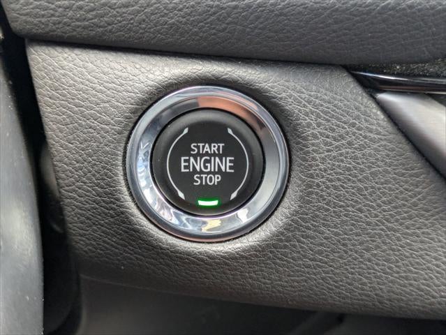 2024 Cadillac XT4 AWD Premium Luxury