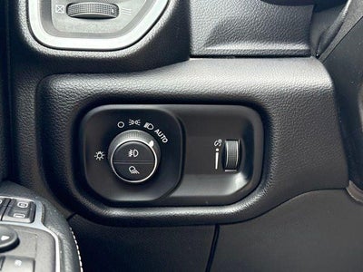 2024 RAM 2500 Big Horn Crew Cab 4x4 8' Box