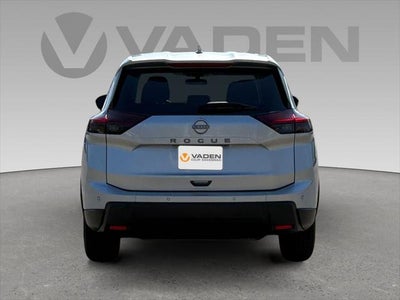 2025 Nissan Rogue SV FWD