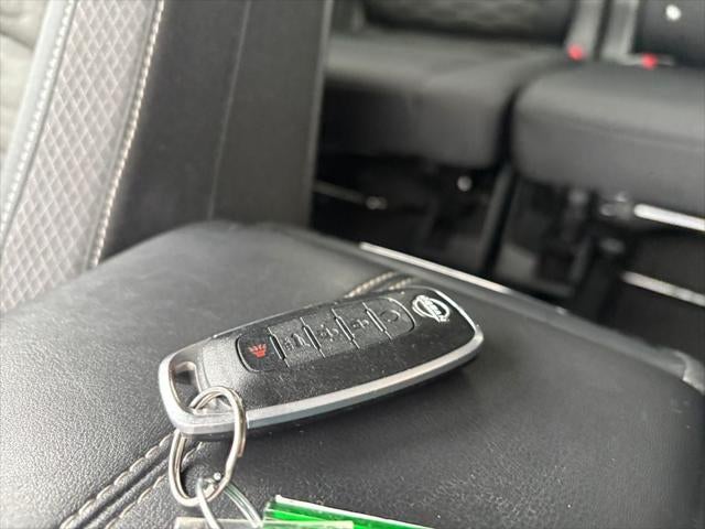 2025 Nissan Pathfinder SV FWD