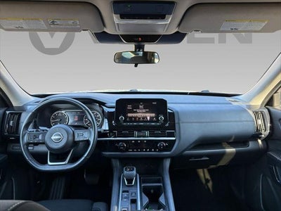 2025 Nissan Pathfinder SV FWD