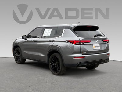 2023 Mitsubishi Outlander SE Black Edition 2WD