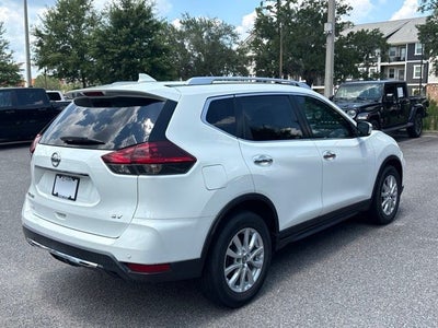 2020 Nissan Rogue SV FWD