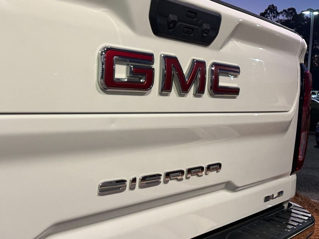 2023 GMC Sierra SLE