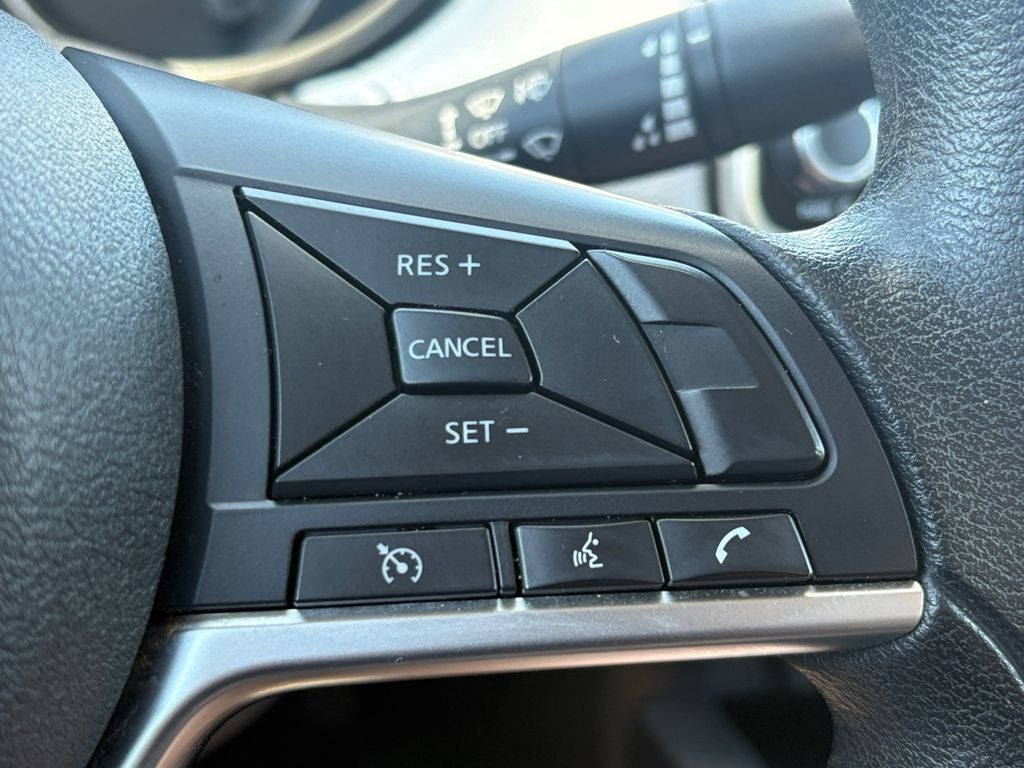 2023 Nissan Versa 1.6 SV
