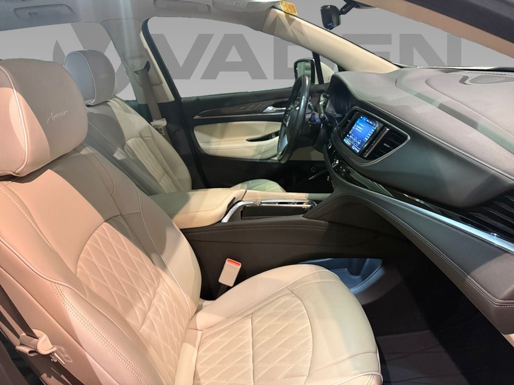 2022 Buick Enclave Avenir