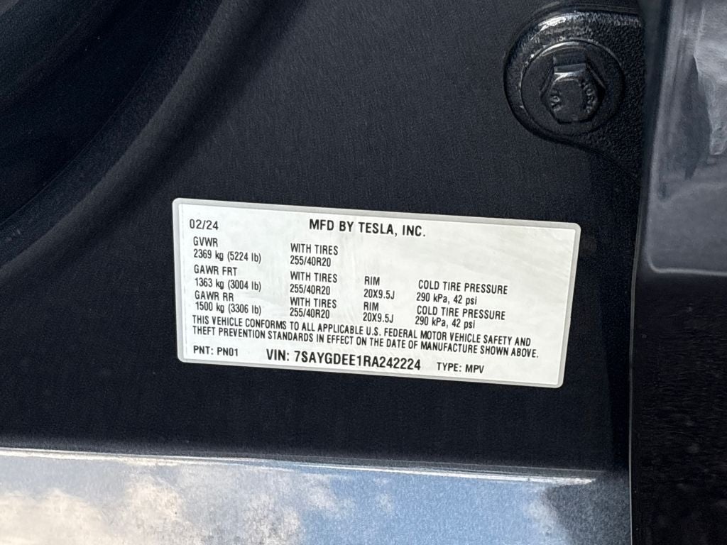 2024 Tesla Model Y Long Range