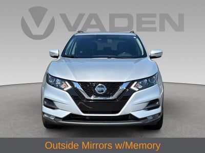 2022 Nissan Rogue Sport SV