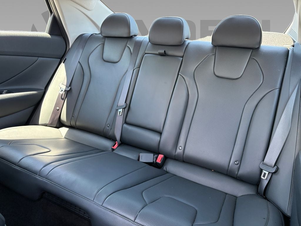 2025 Hyundai Elantra Hybrid Limited