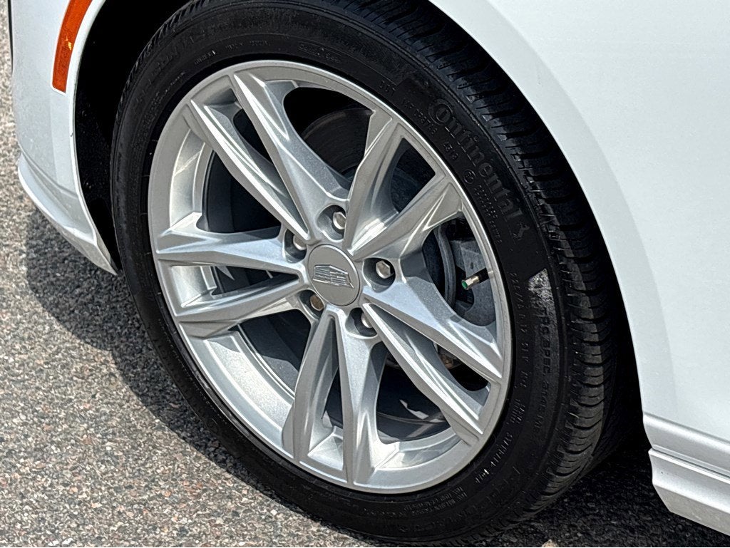 2021 Cadillac CT4 Luxury