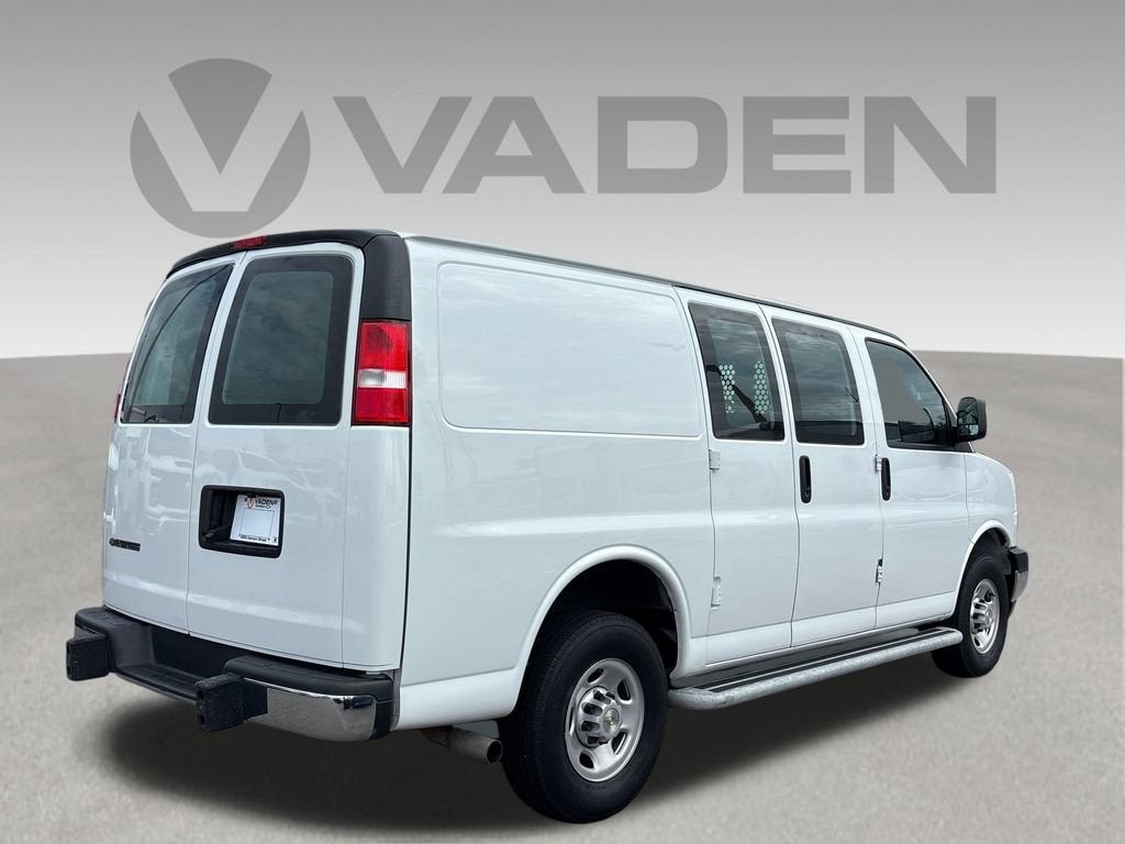 2024 Chevrolet Express Cargo 2500 WT