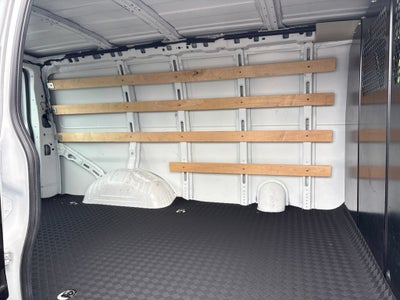 2024 Chevrolet Express Cargo 2500 WT