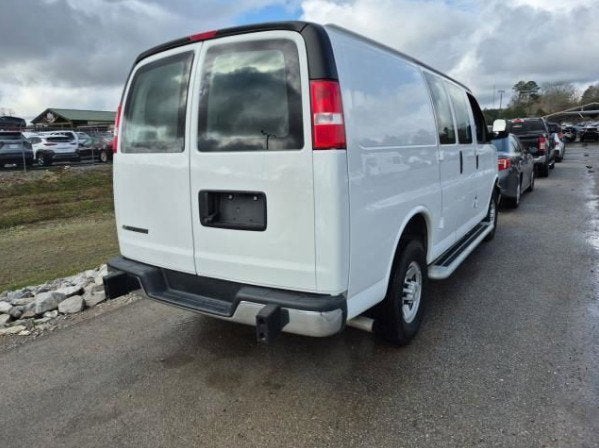 2024 Chevrolet Express Cargo 2500 WT