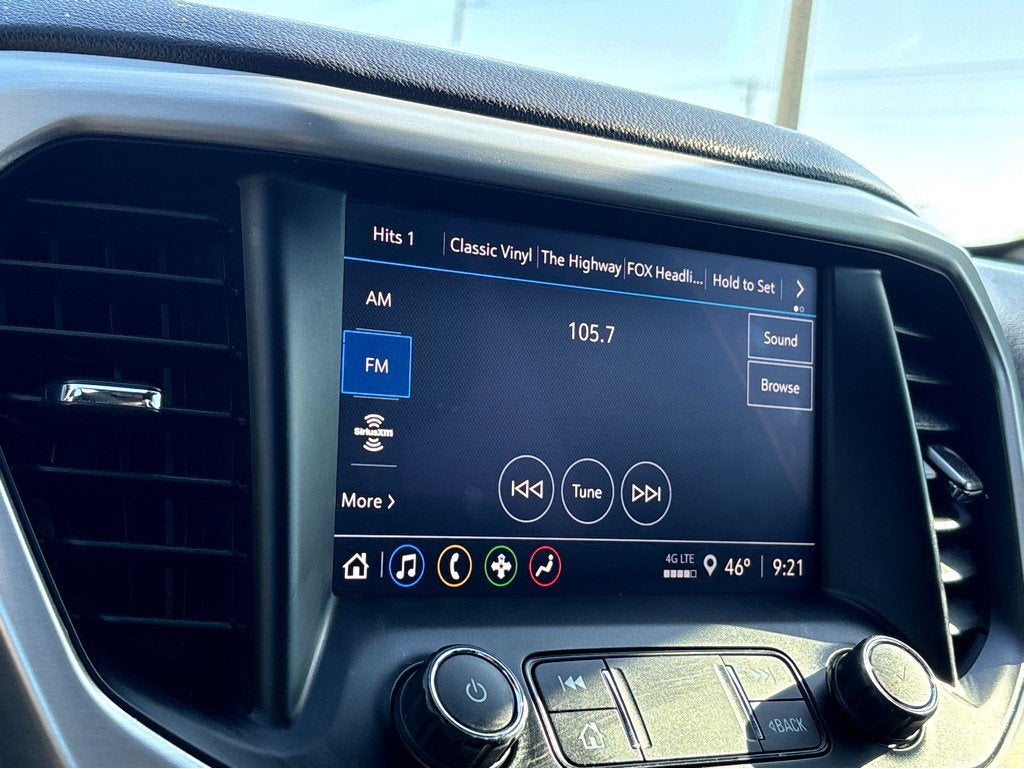 2023 GMC Acadia SLE