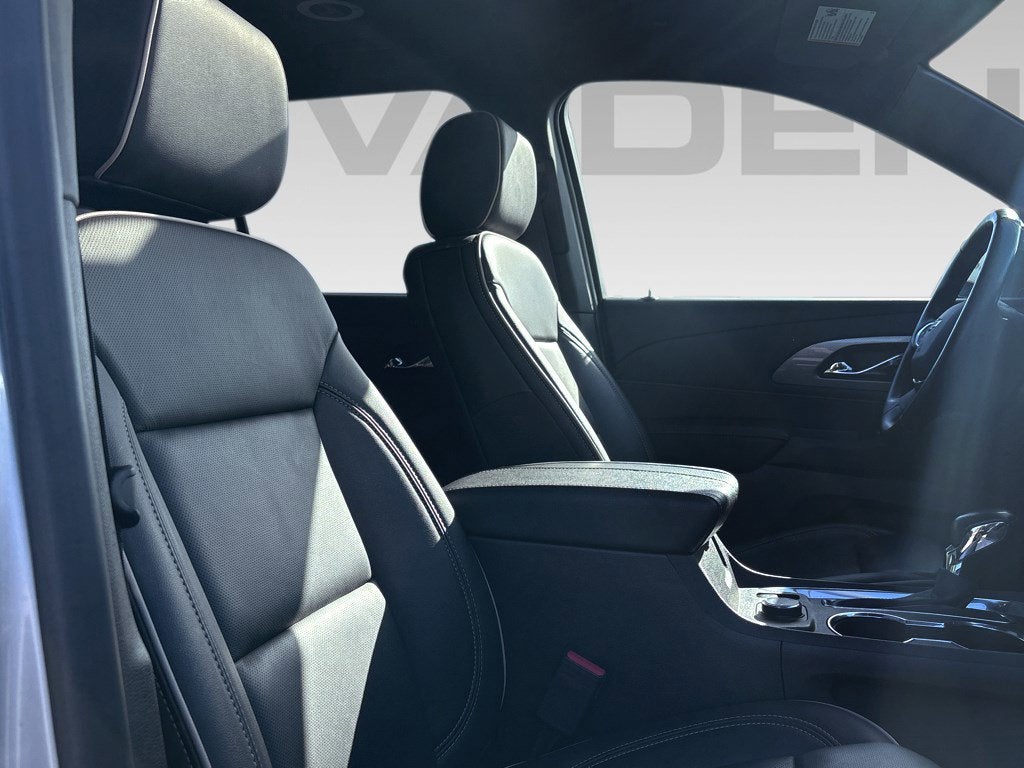 2022 Chevrolet Traverse Premier