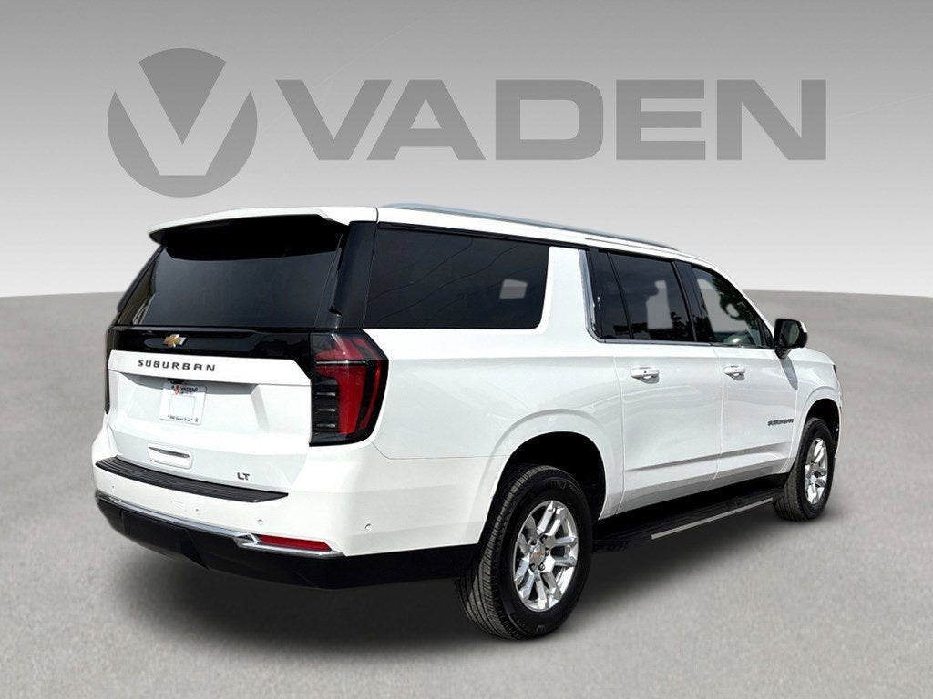 2025 Chevrolet Suburban LT