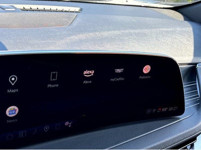 2025 Cadillac XT4 Premium Luxury