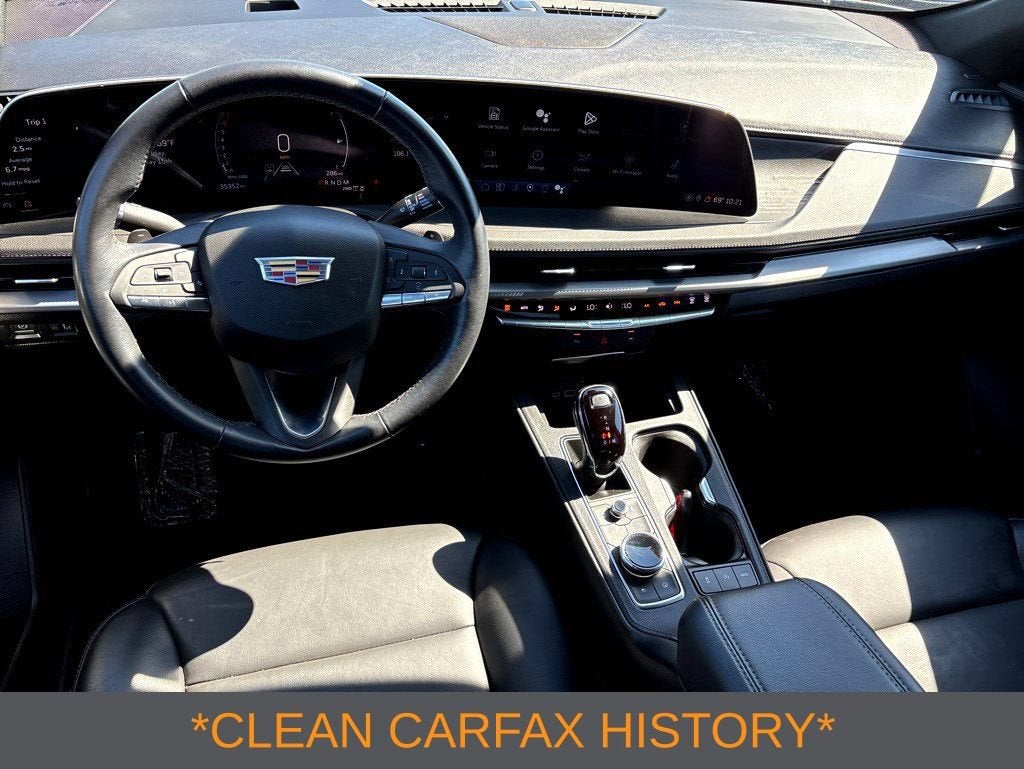2025 Cadillac XT4 Premium Luxury