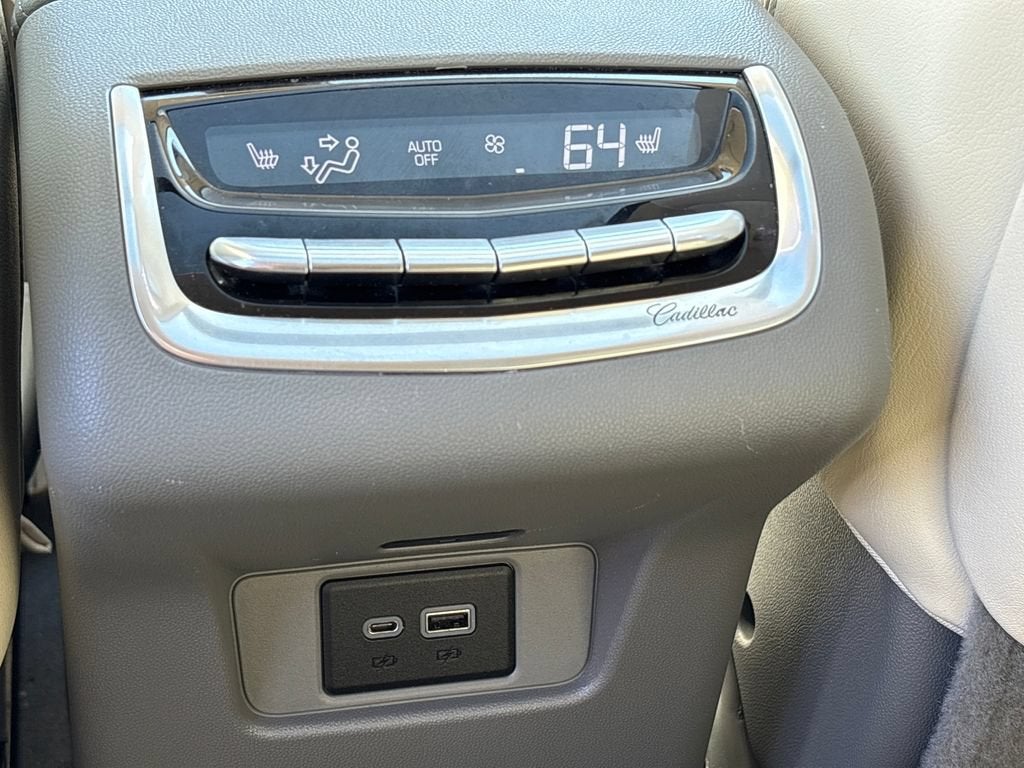 2023 Cadillac XT6 Premium Luxury