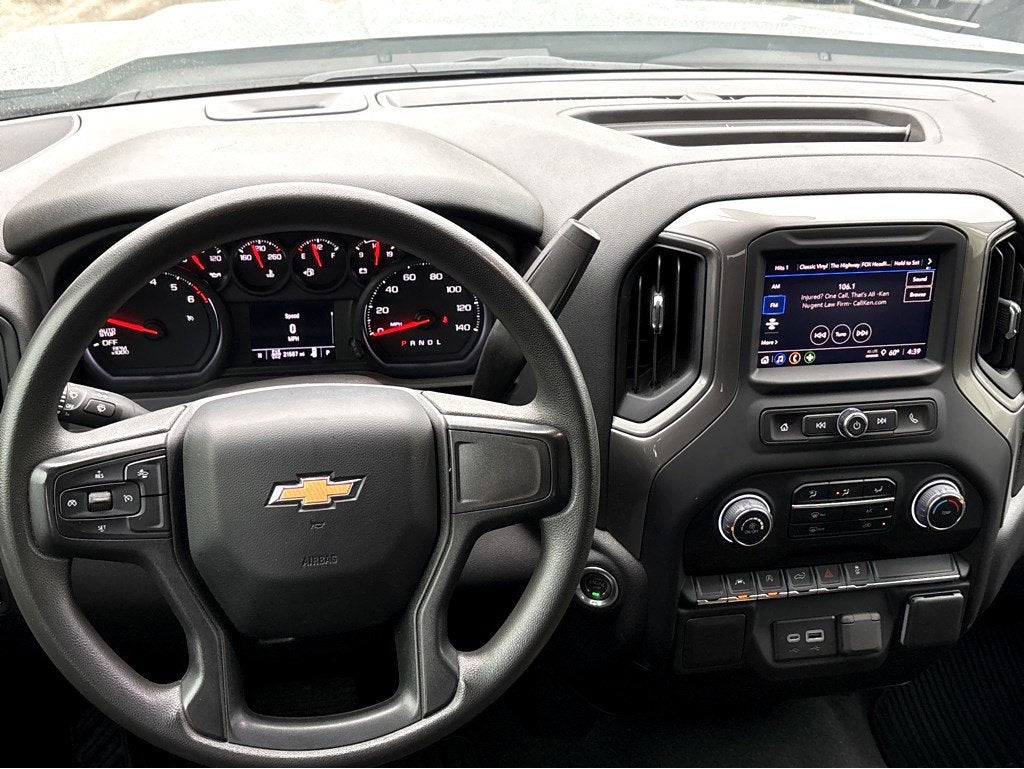 2024 Chevrolet Silverado 1500 Custom