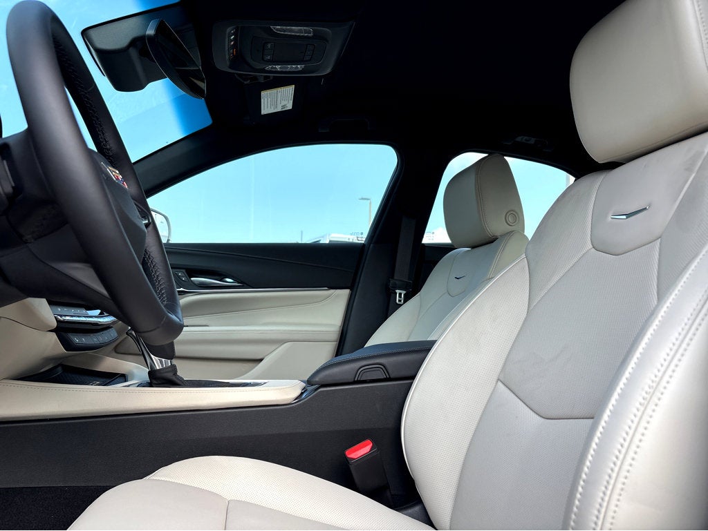 2025 Cadillac CT4 Premium Luxury