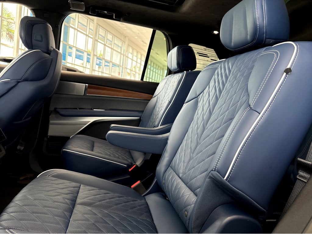 2026 Cadillac VISTIQ Premium Luxury