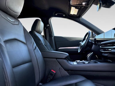 2024 Cadillac XT4 Premium Luxury