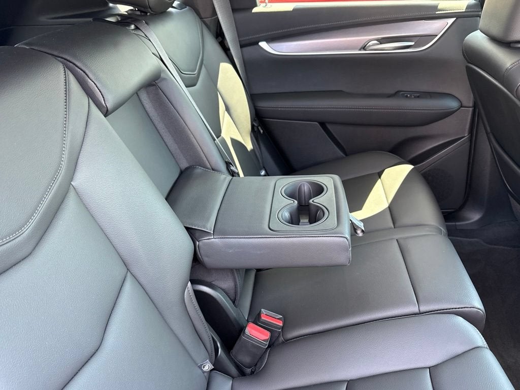 2026 Cadillac XT5 Luxury