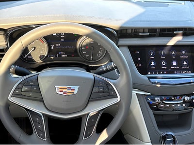 2025 Cadillac XT5 Premium Luxury