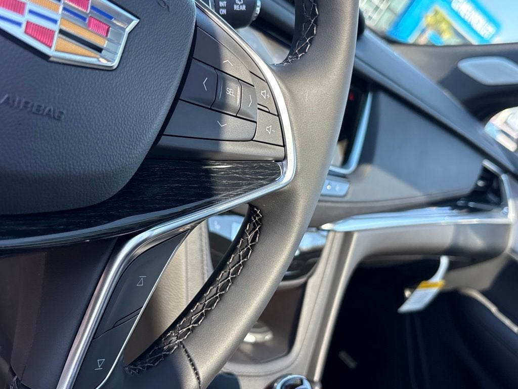 2026 Cadillac XT5 Premium Luxury