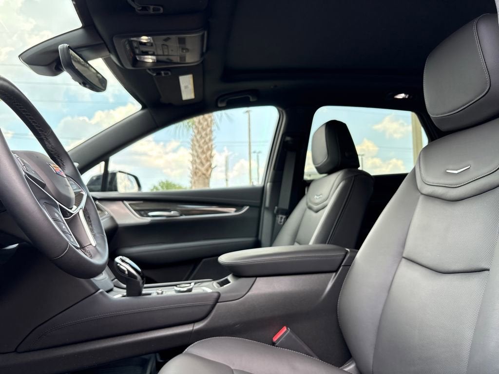 2026 Cadillac XT5 Sport