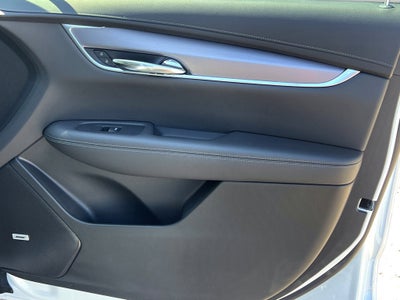 2025 Cadillac XT6 Luxury