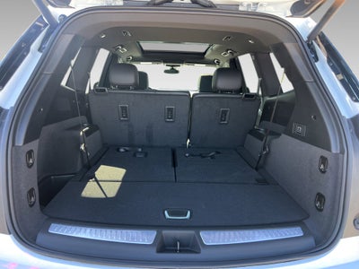 2025 Cadillac XT6 Luxury