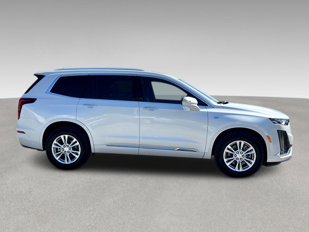 2025 Cadillac XT6 Luxury