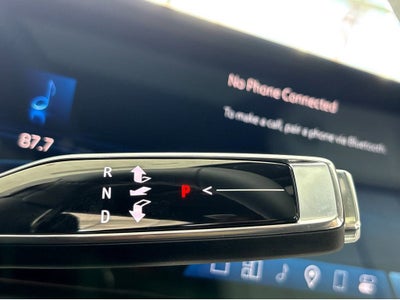 2026 Cadillac LYRIQ Premium Luxury