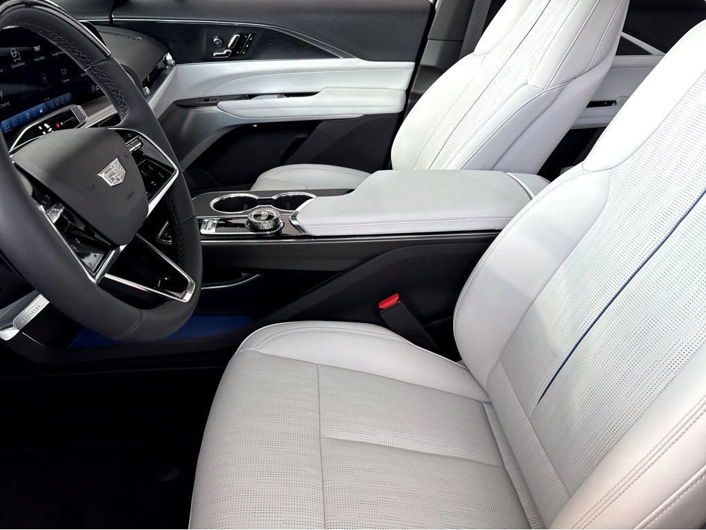 2026 Cadillac LYRIQ Premium Luxury