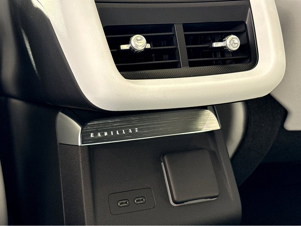 2026 Cadillac LYRIQ Premium Luxury