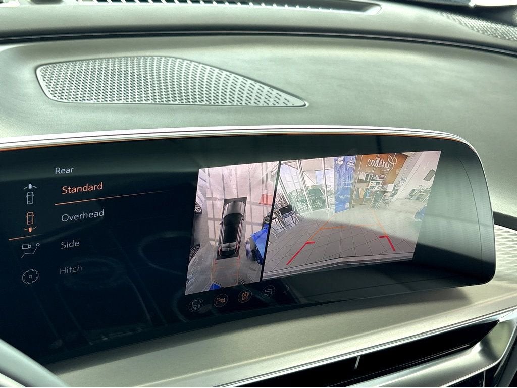 2026 Cadillac LYRIQ Premium Luxury