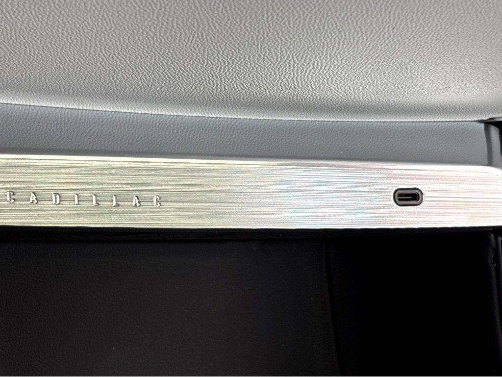 2026 Cadillac LYRIQ Premium Luxury
