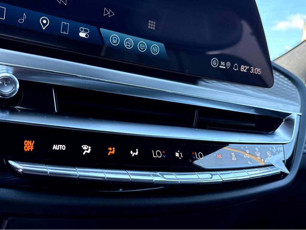 2026 Cadillac LYRIQ Signature Sport