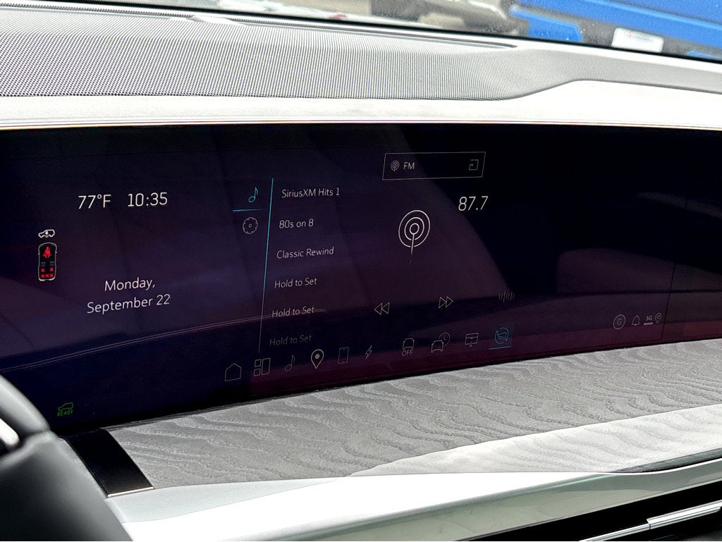 2026 Cadillac ESCALADE IQL Sport