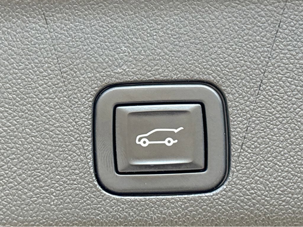 2022 Cadillac Escalade ESV Luxury