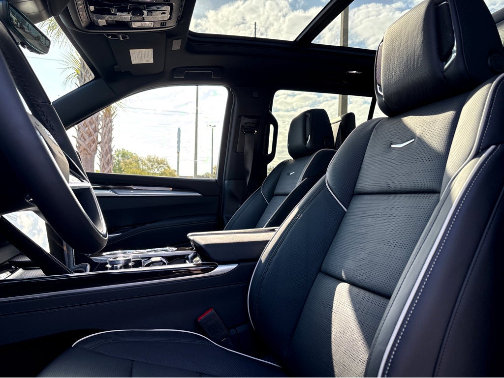 2026 Cadillac Escalade Luxury