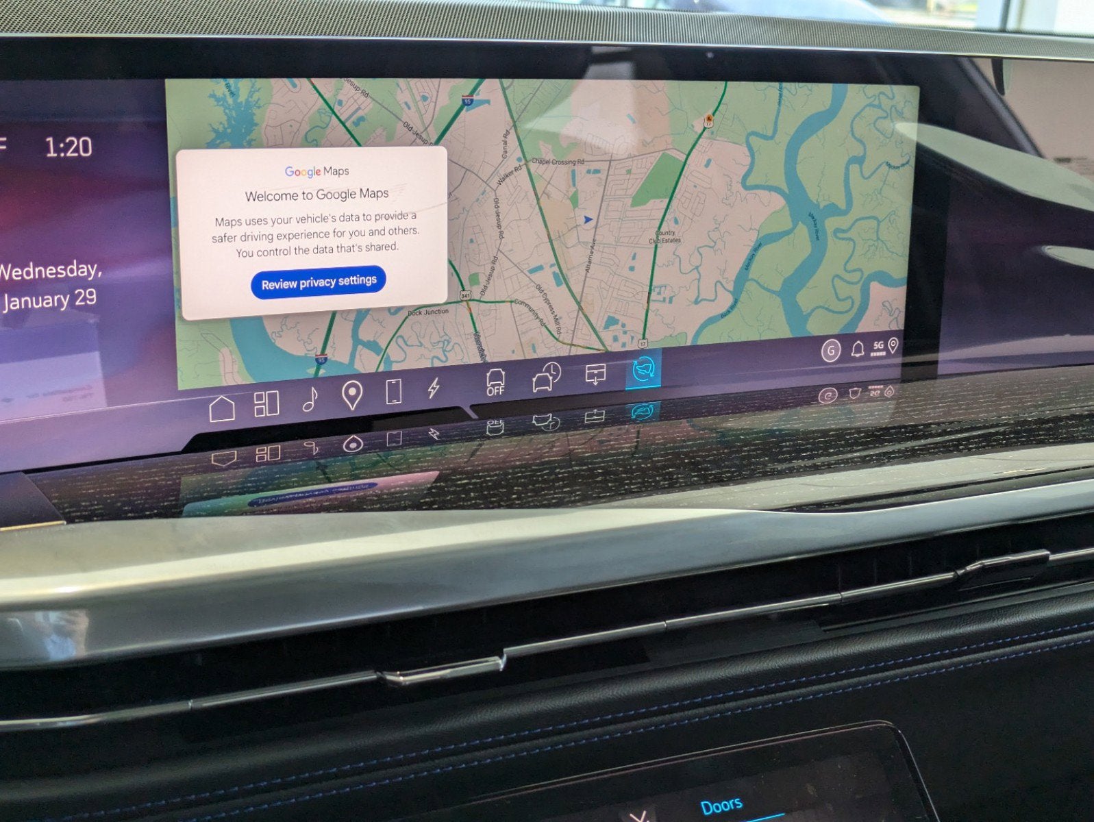 2025 Cadillac ESCALADE IQ Luxury 1