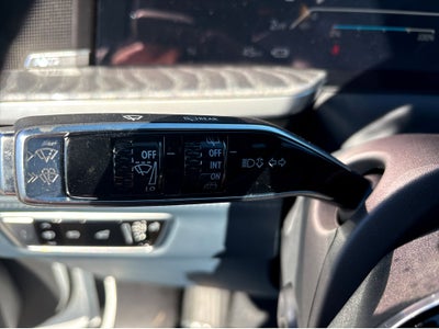 2025 Cadillac ESCALADE IQ Luxury 2